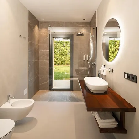 Lagolino Boutiquehouse *