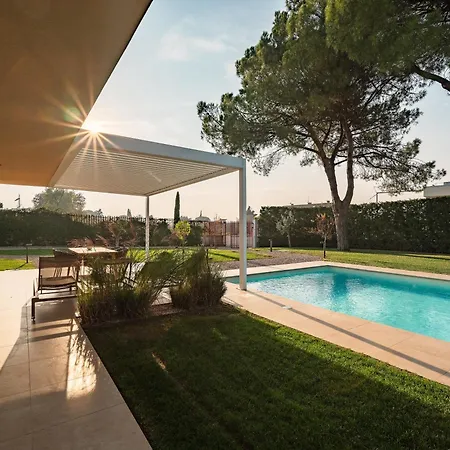 Lagolino Boutiquehouse Nyaraló *